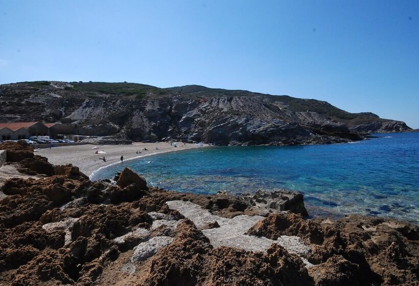 فندق صغير Argentiera Inn