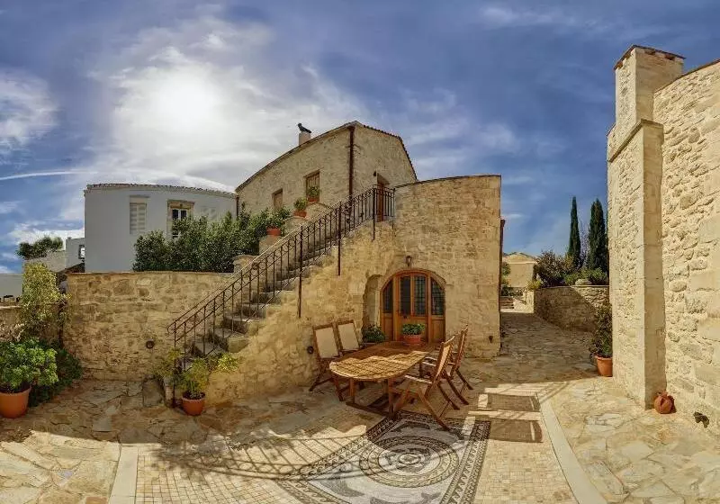 Arcus Suites