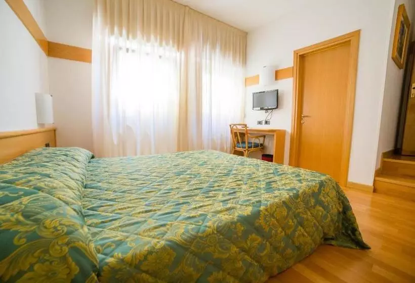 ホテル Albergo Benito