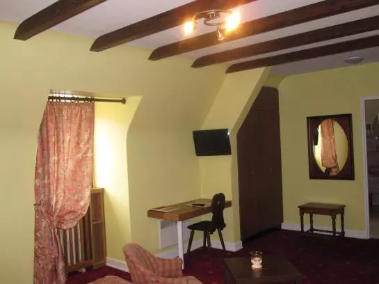 호텔 Aux Armes De France