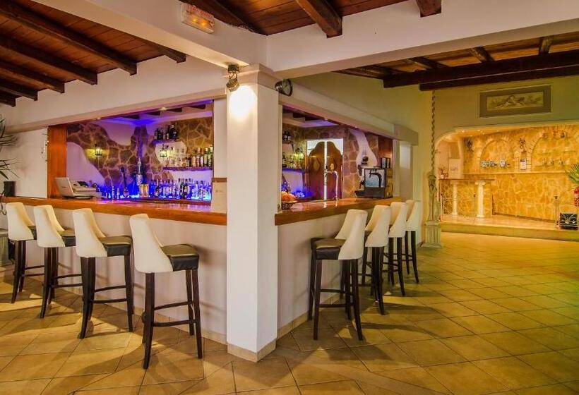 فندق Bella Vista Apartments