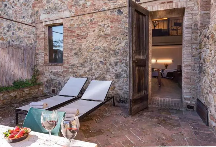 Отель Bosco Della Spina