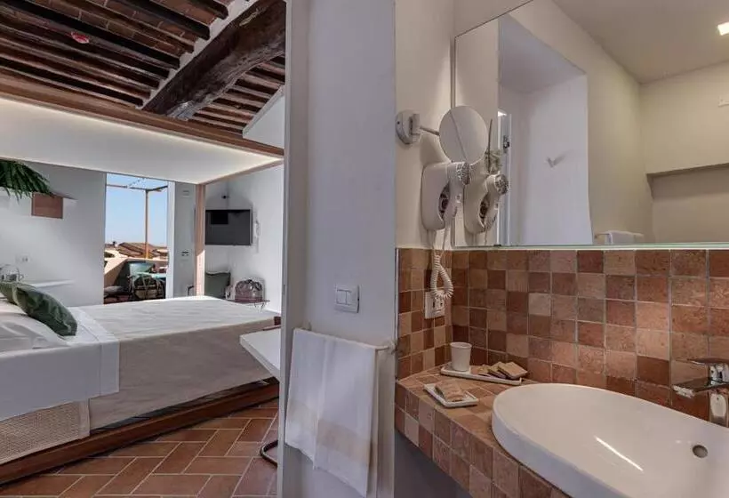 Отель Bosco Della Spina