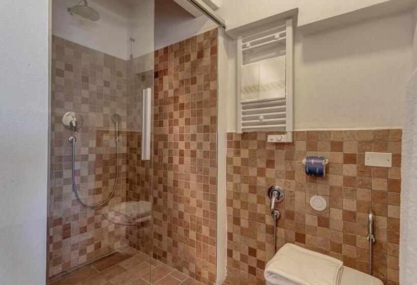 فندق Bosco Della Spina