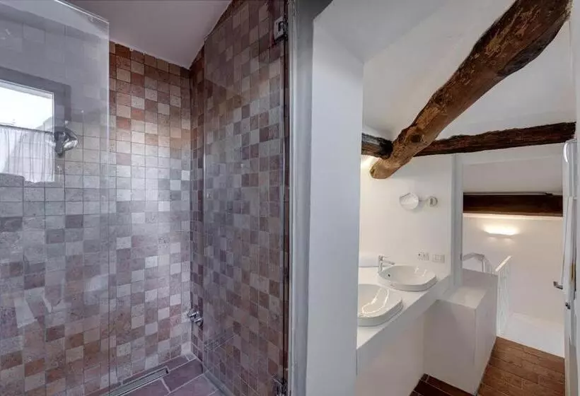 Отель Bosco Della Spina