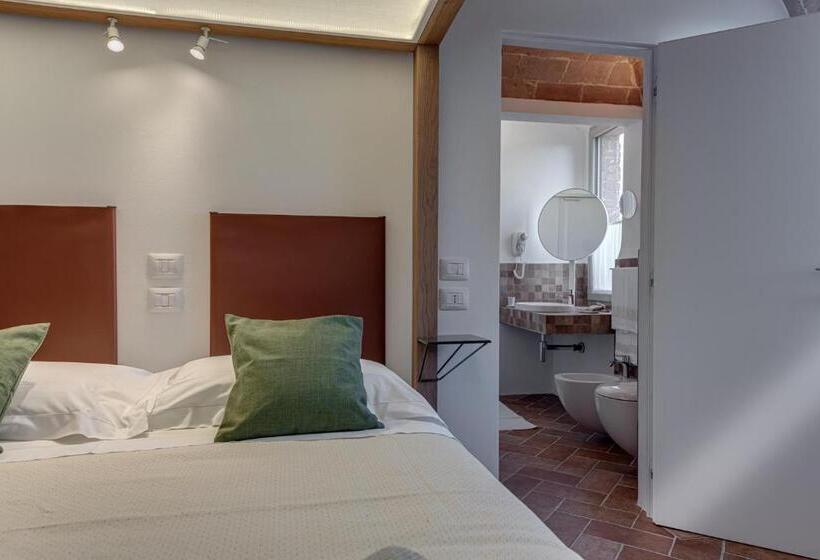 فندق Bosco Della Spina