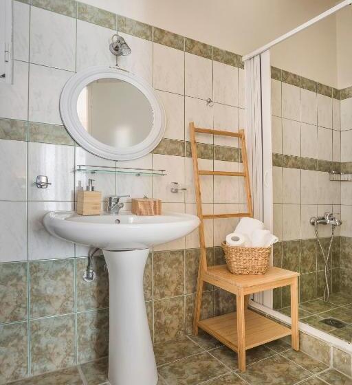 בית מלון כפרי Captain S House