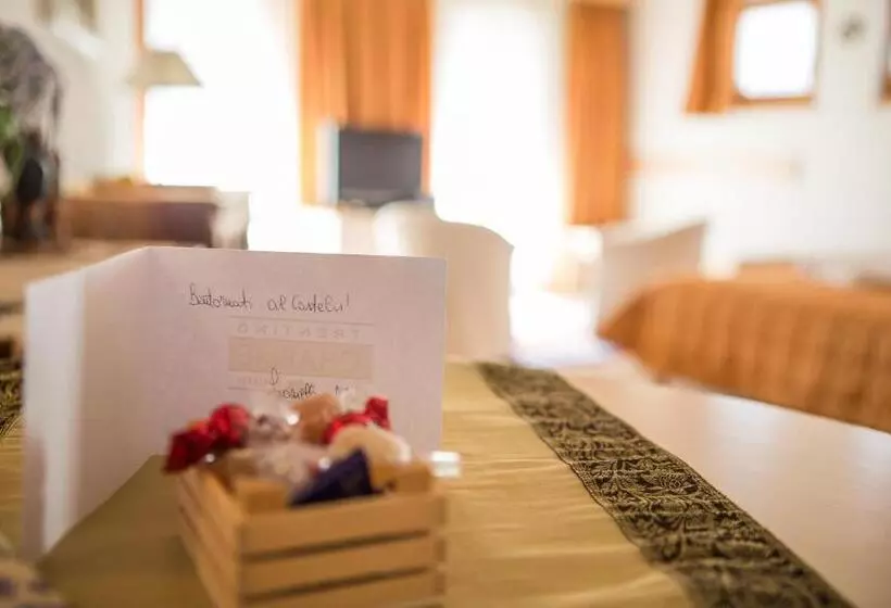 ホテル Castelir Suite