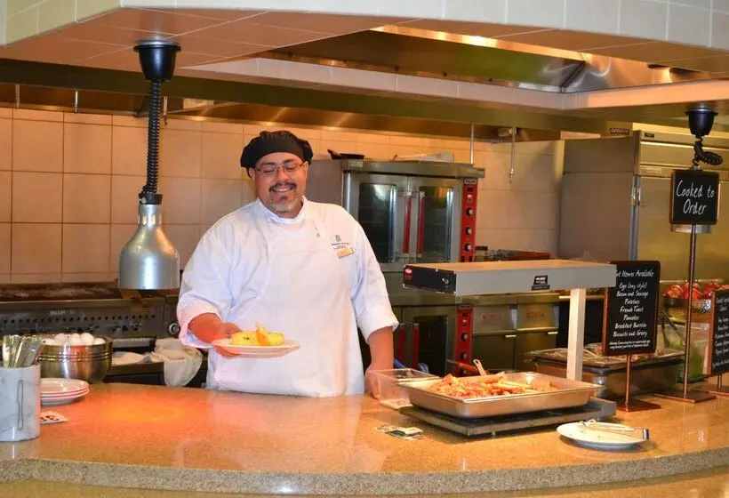 هتل Embassy Suites Palmdale