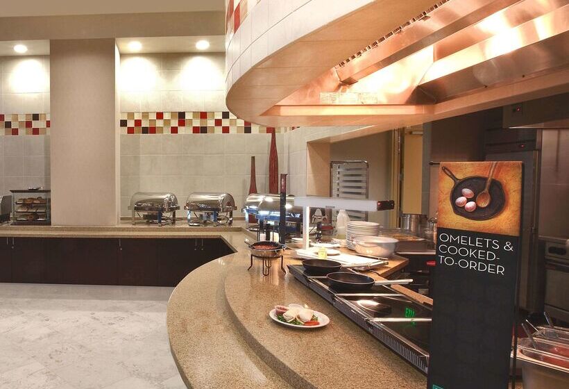 هتل Embassy Suites Palmdale