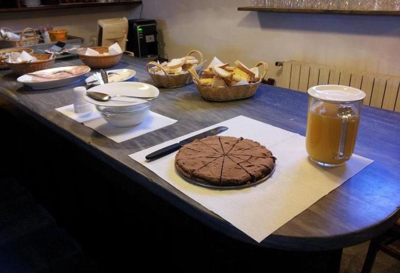 Отель Fattoria Il Praticino