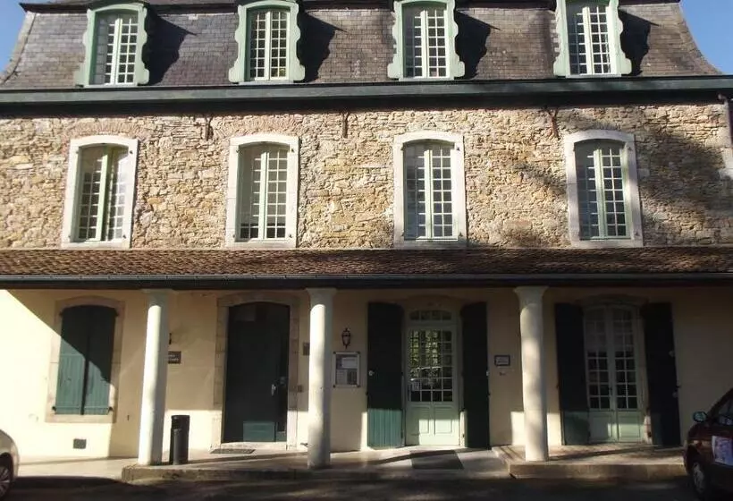 هتل Helios   Golf