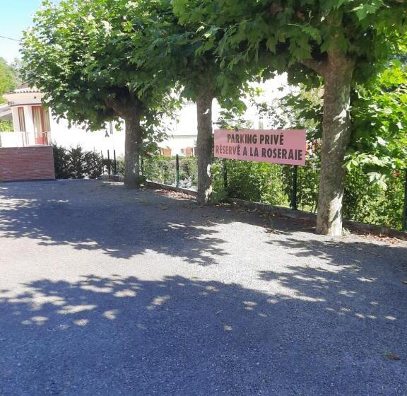 בית מלון כפרי Hostellerie De La Roseraie