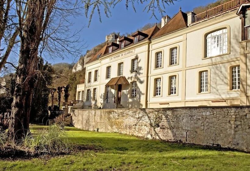 ホテル Hôtel Les 3 Falaises