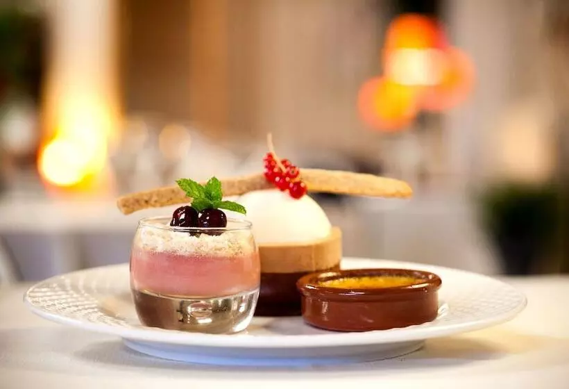 Отель Logis Hôtel & Restaurant Arcombelle