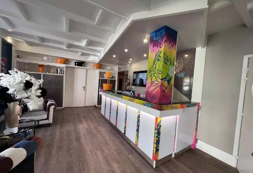 Szálloda Logis Hôtel Spa La Poste