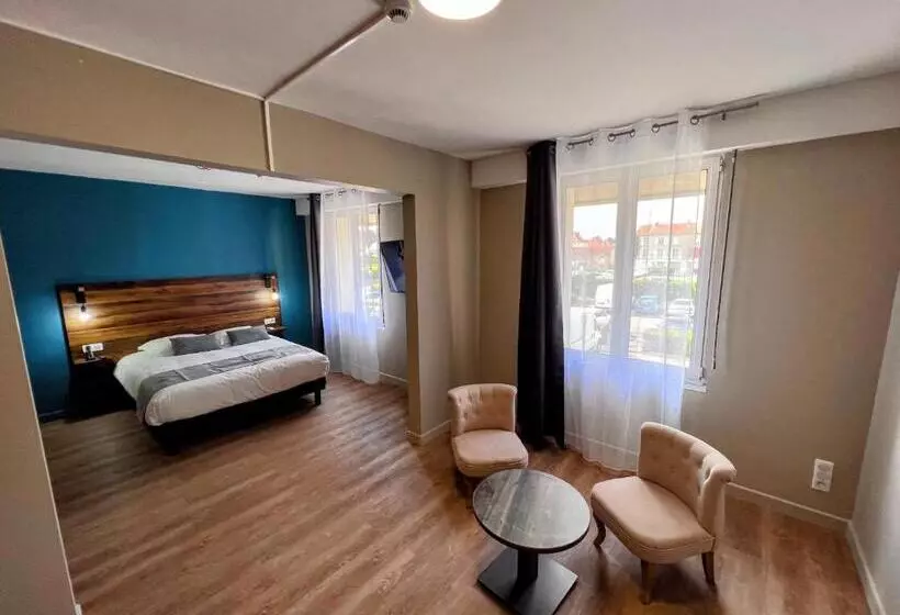 Szálloda Logis Hôtel Spa La Poste