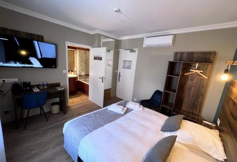 Szálloda Logis Hôtel Spa La Poste