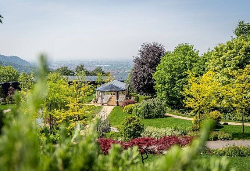 בית מלון כפרי Piajo Resort