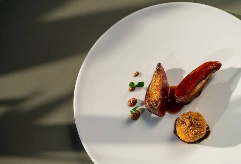 בית מלון כפרי Piajo Resort