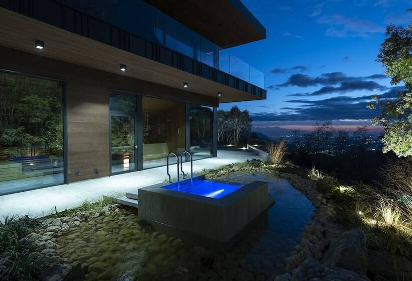 בית מלון כפרי Piajo Resort