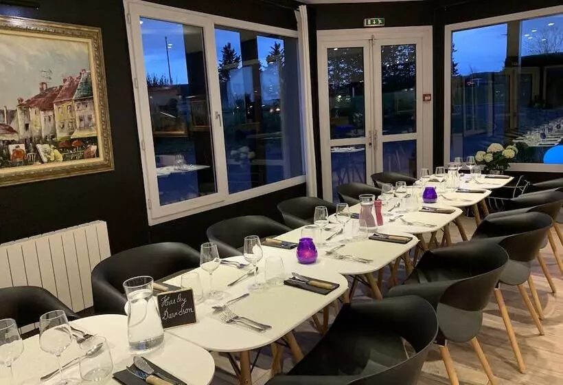 ホテル Restaurant Baryton