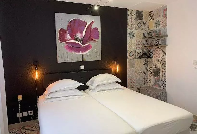 ホテル Restaurant Baryton