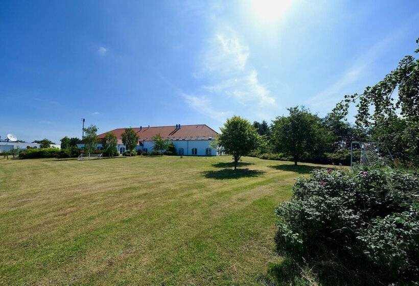 בית מלון כפרי Søparken