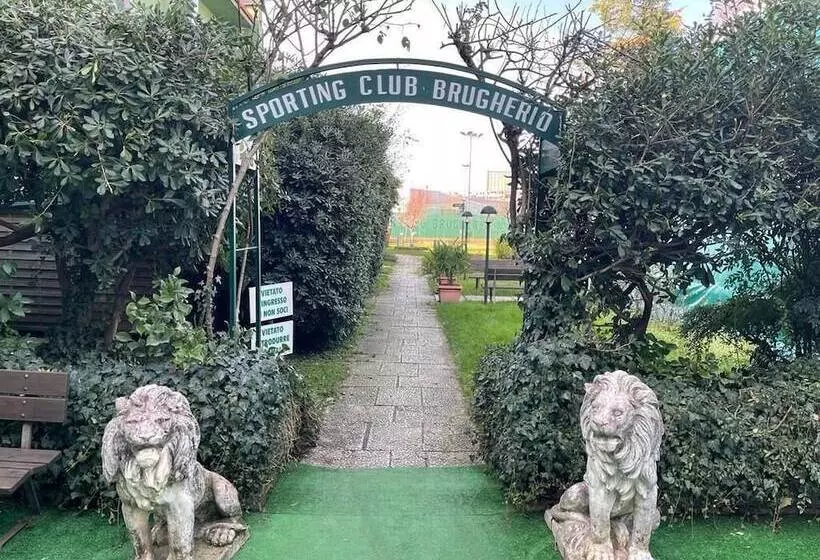 هتل Sporting Brugherio