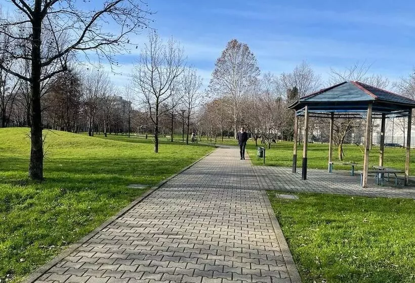 هتل Sporting Brugherio