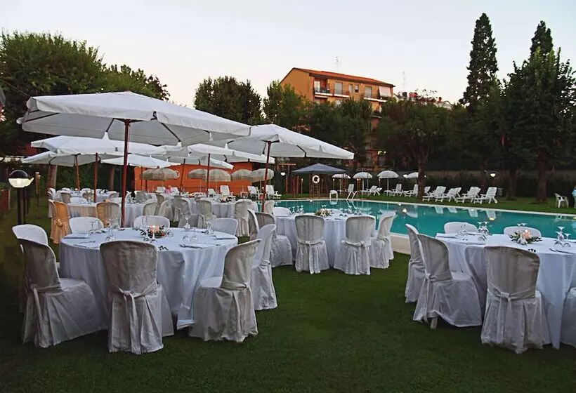 هتل Sporting Brugherio