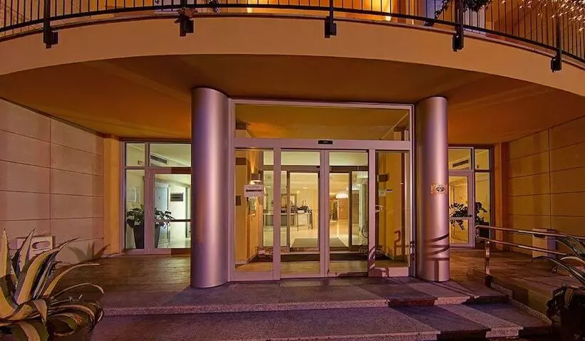 هتل Sporting Brugherio