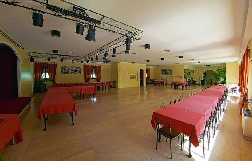 هتل Sporting Brugherio