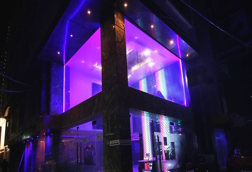 Staybook Hotel Uppal International