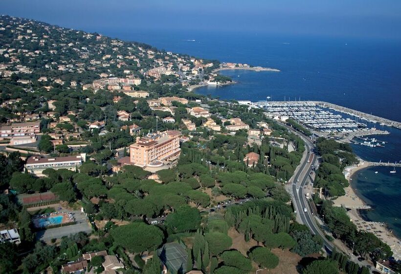 Отель Village Club   Les Issambres   Val D Esquières By Miléade