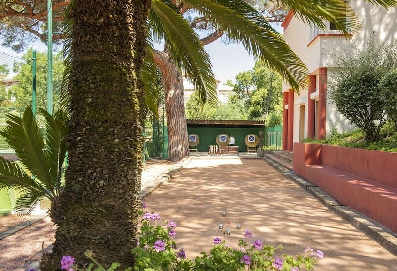 Отель Village Club   Les Issambres   Val D Esquières By Miléade