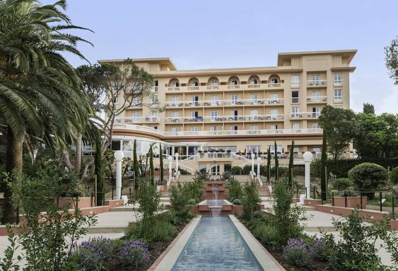 Отель Village Club   Les Issambres   Val D Esquières By Miléade