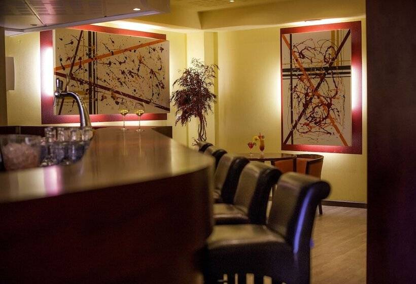 Отель Village Club   Les Issambres   Val D Esquières By Miléade