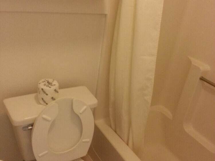 فندق على الطريق Americas Best Value Inn Lincoln