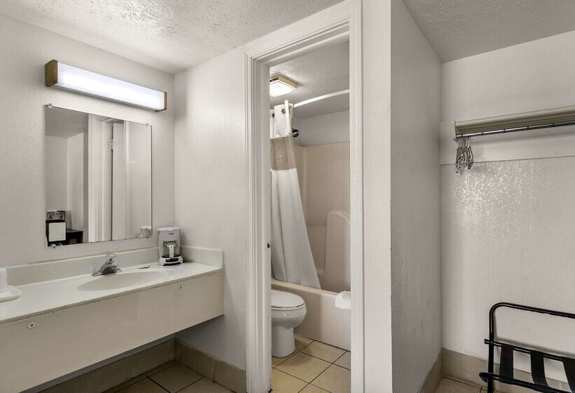 فندق على الطريق Americas Best Value Inn Lincoln