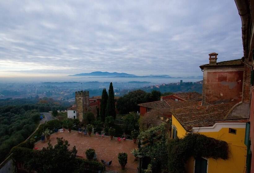 레지던스 Villa Sermolli