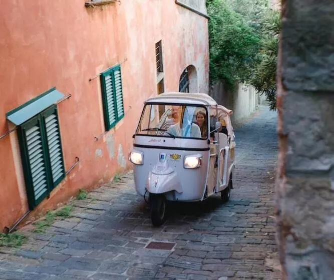 Резиденция Villa Sermolli