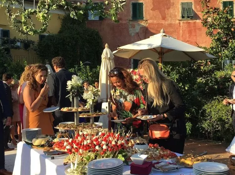 Резиденция Villa Sermolli