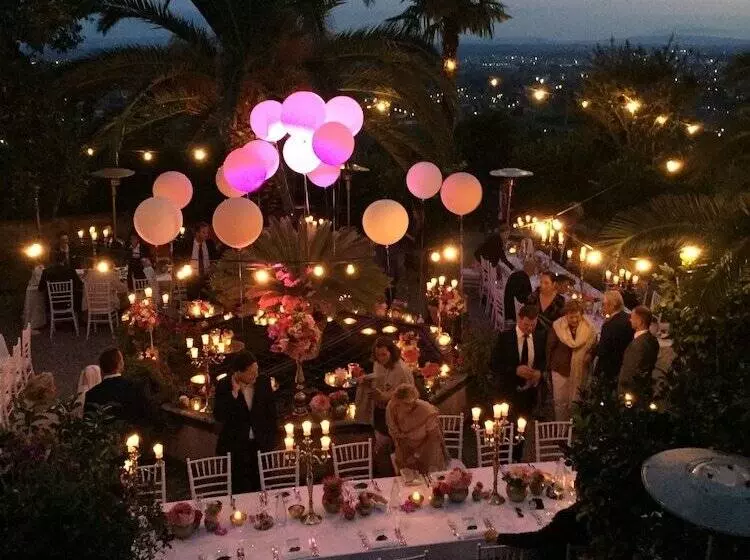 Резиденция Villa Sermolli