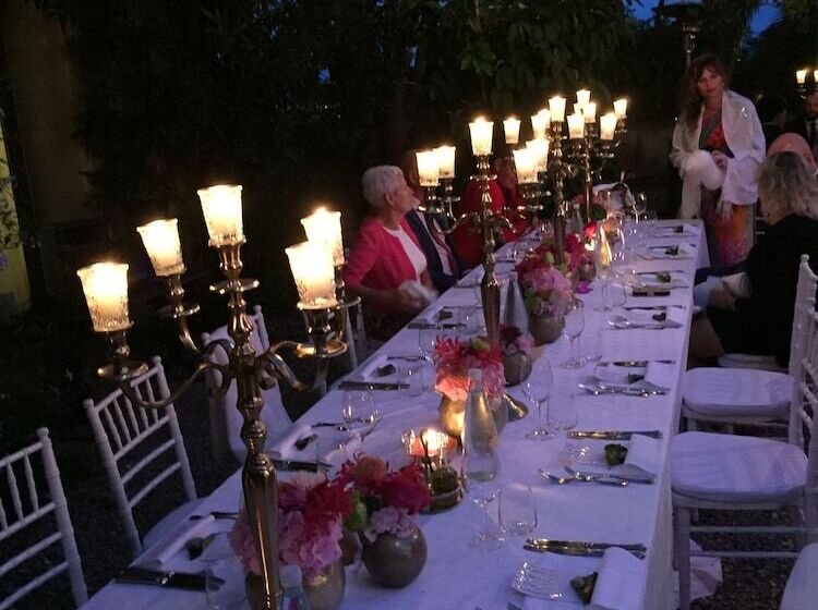 레지던스 Villa Sermolli