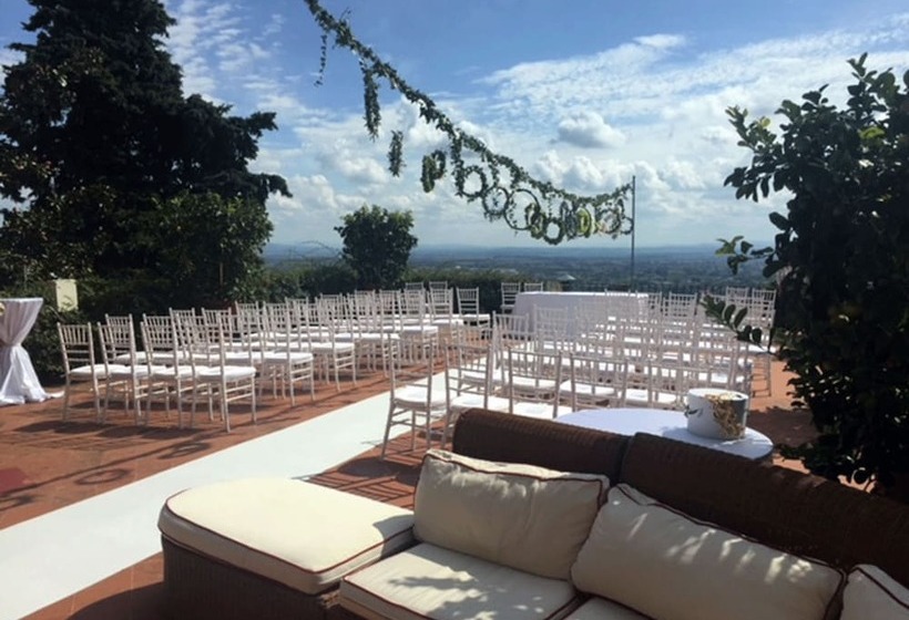 레지던스 Villa Sermolli