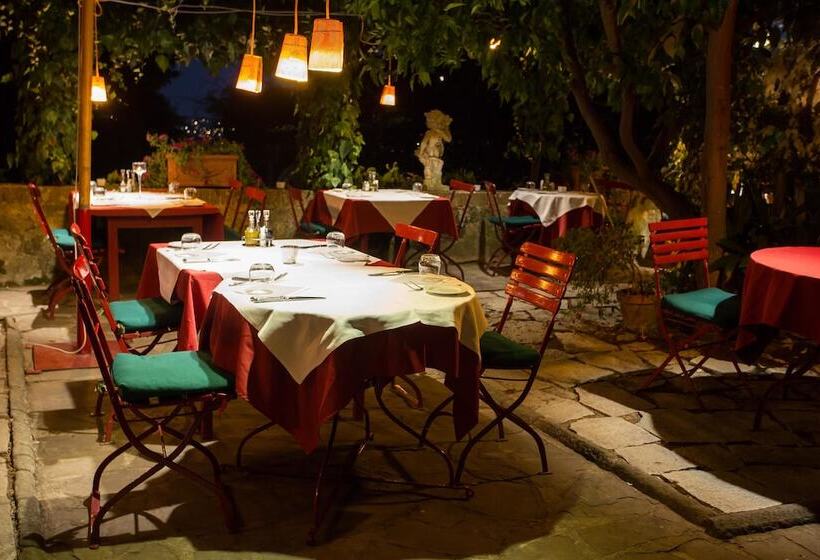 레지던스 Villa Sermolli