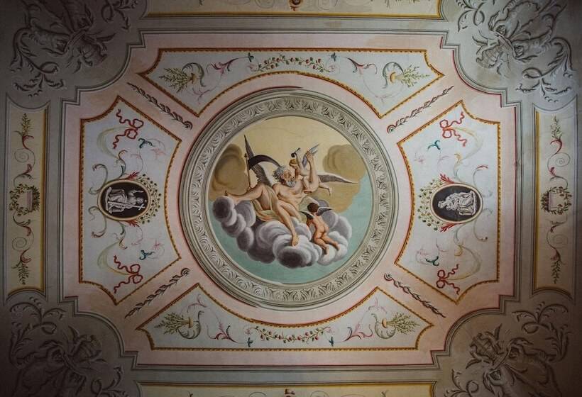 레지던스 Villa Sermolli