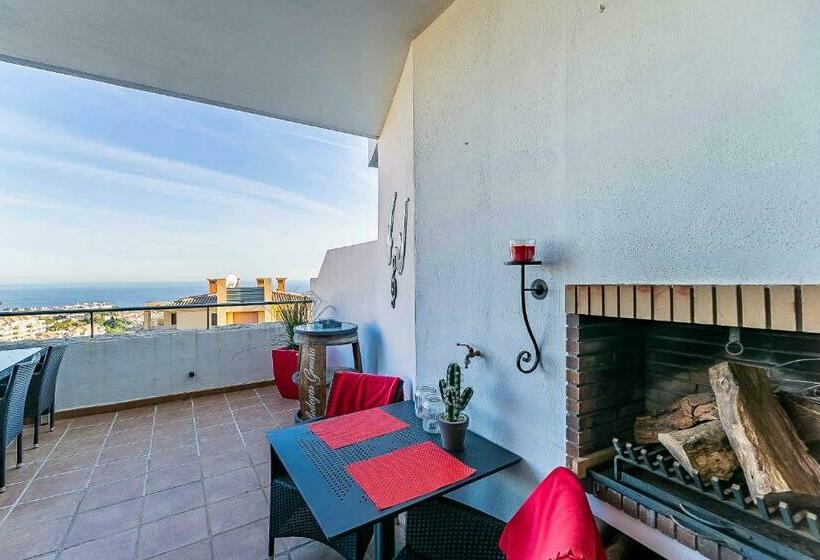 66 Apartment With Stunning Views In Calahonda, Mijas