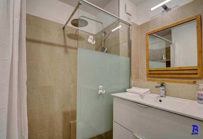 Appt Léo Avec Piscine Et Jardinet, 4 Personnes Situé à La Saline Les Bains